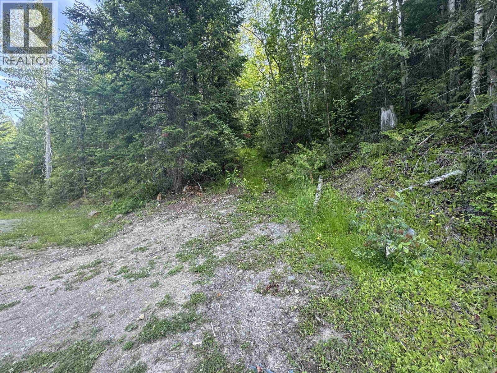 6390 Keithley Creek Road Property Photo 17
