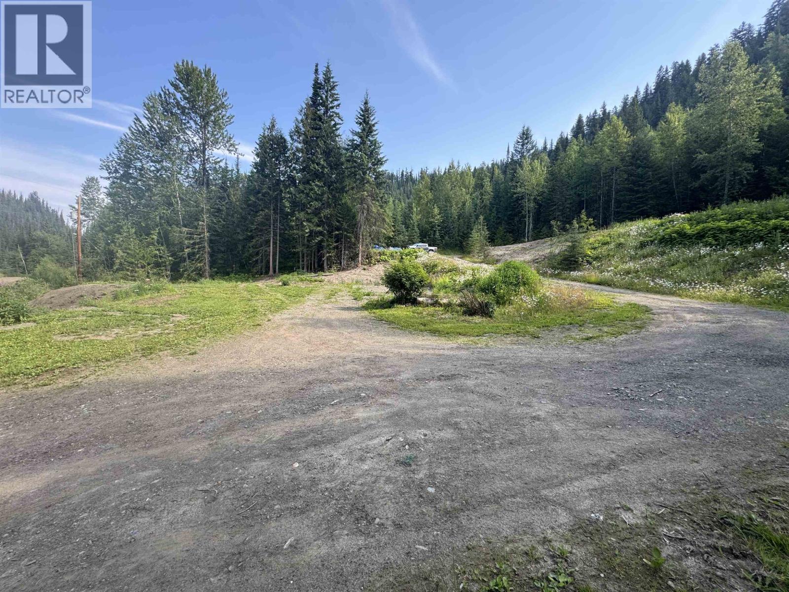6390 Keithley Creek Road Property Photo 20