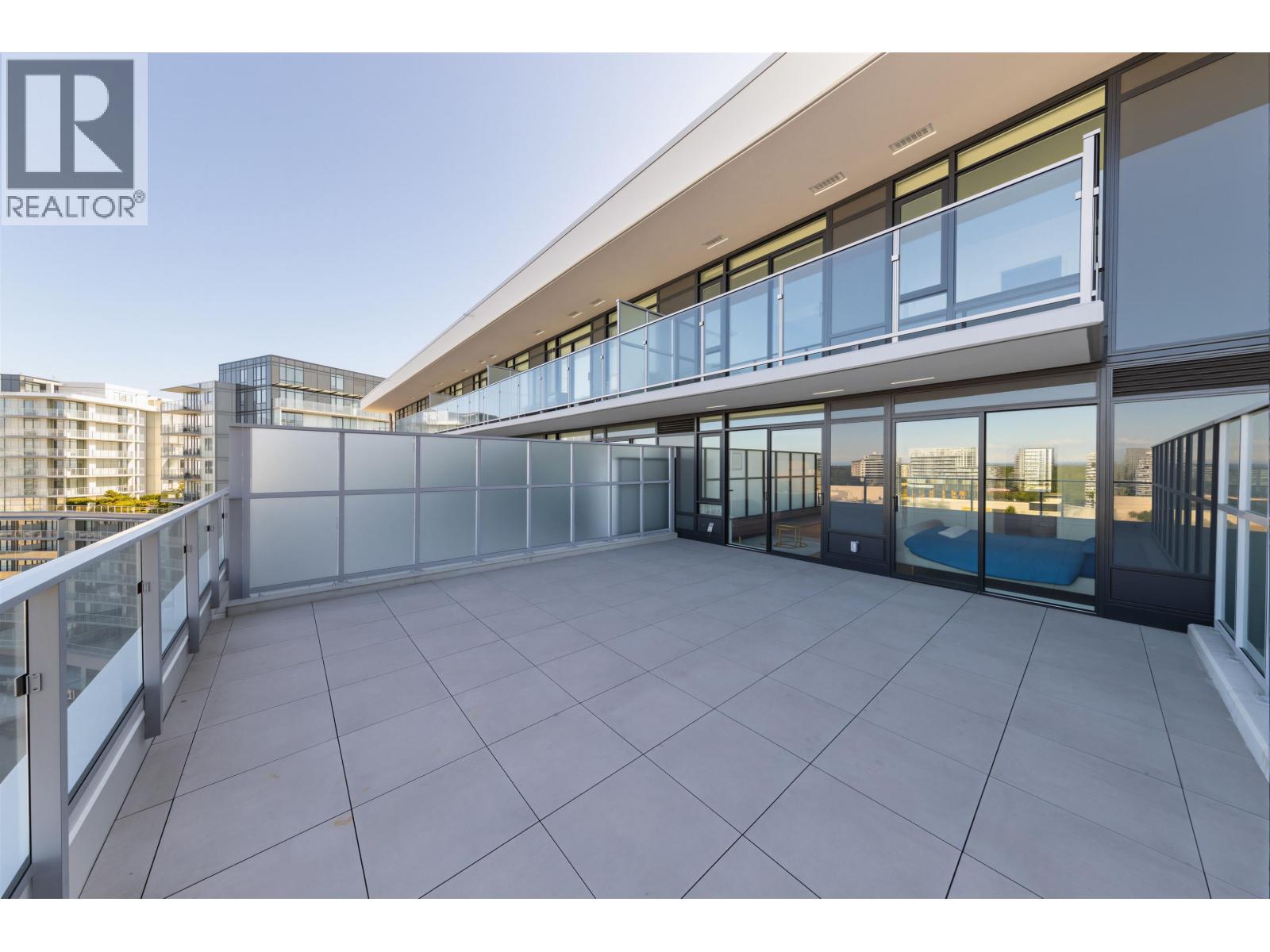 1019 6600 Minoru Boulevard Property Photo 1