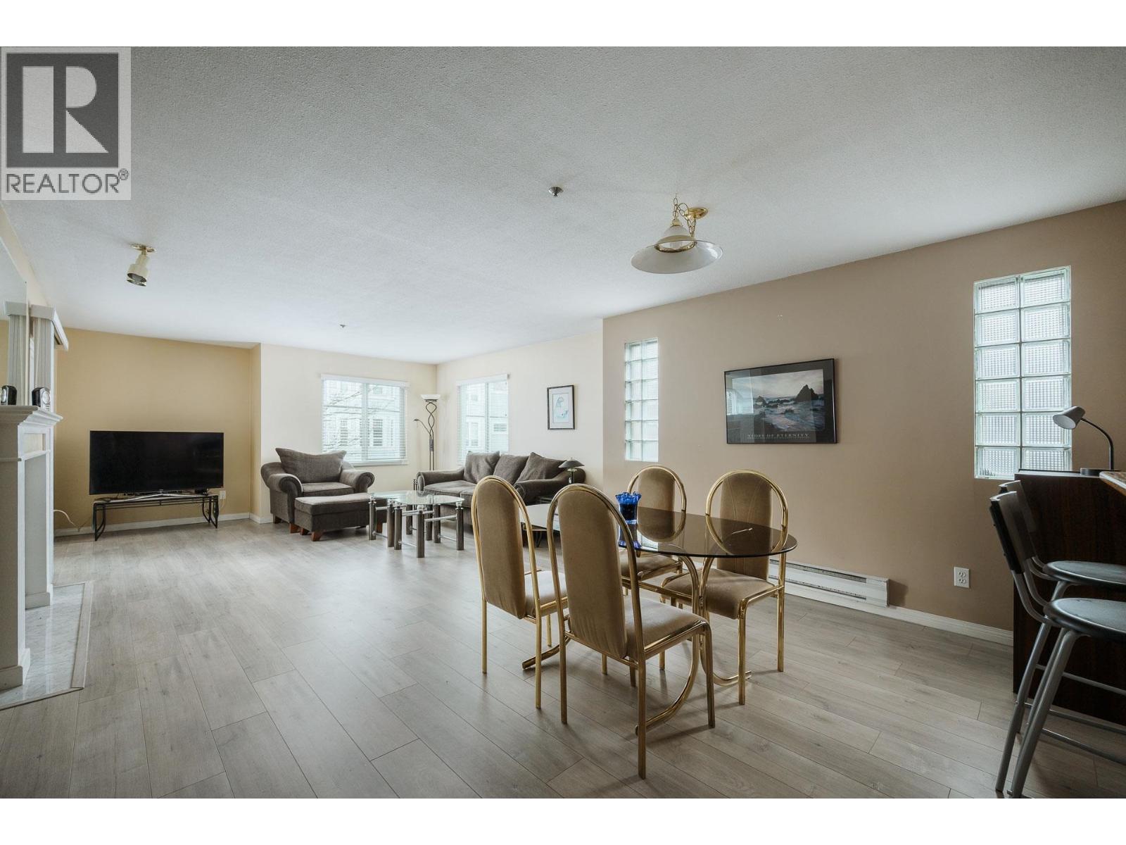 205 4988 47a Avenue Property Photo 5