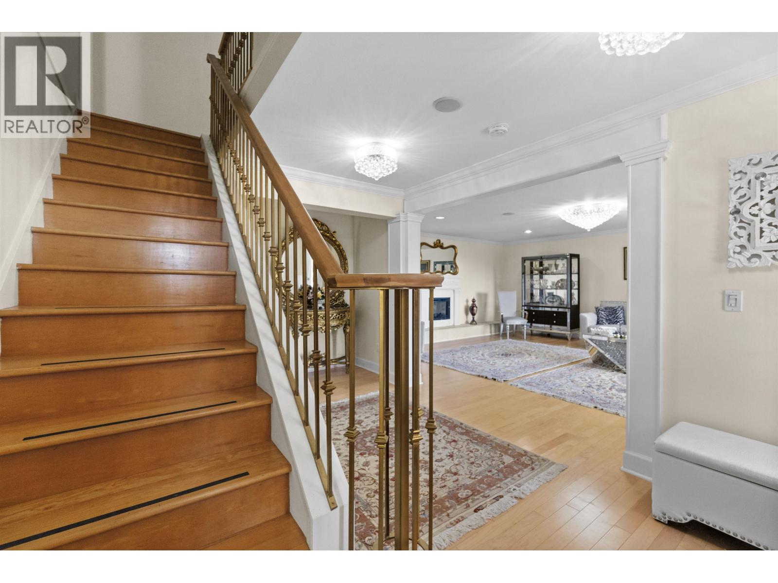 875 Greenwood Road Property Photo 11