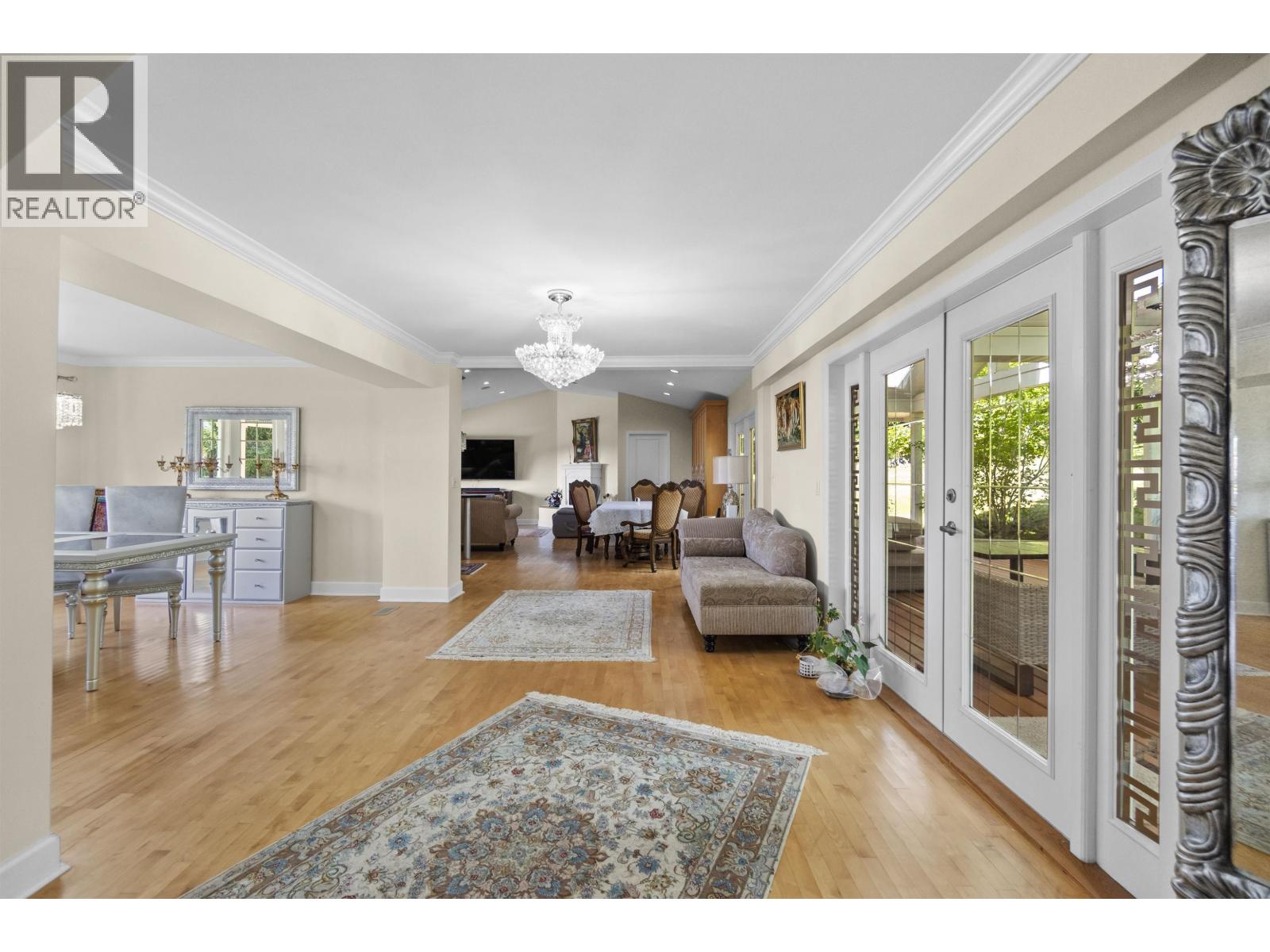 875 Greenwood Road Property Photo 14