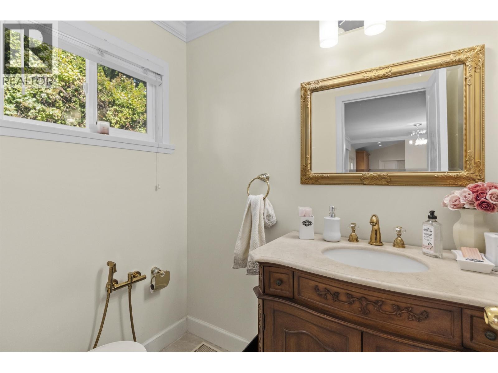875 Greenwood Road Property Photo 27