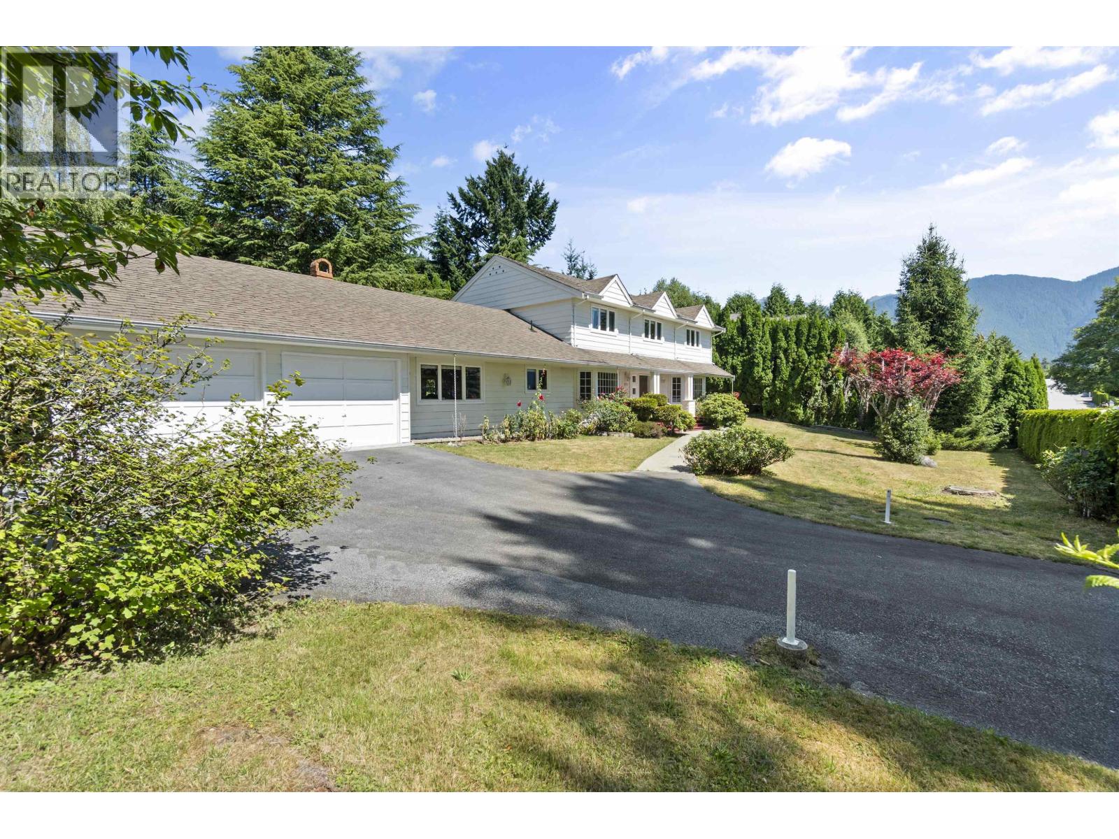 875 Greenwood Road Property Photo 39