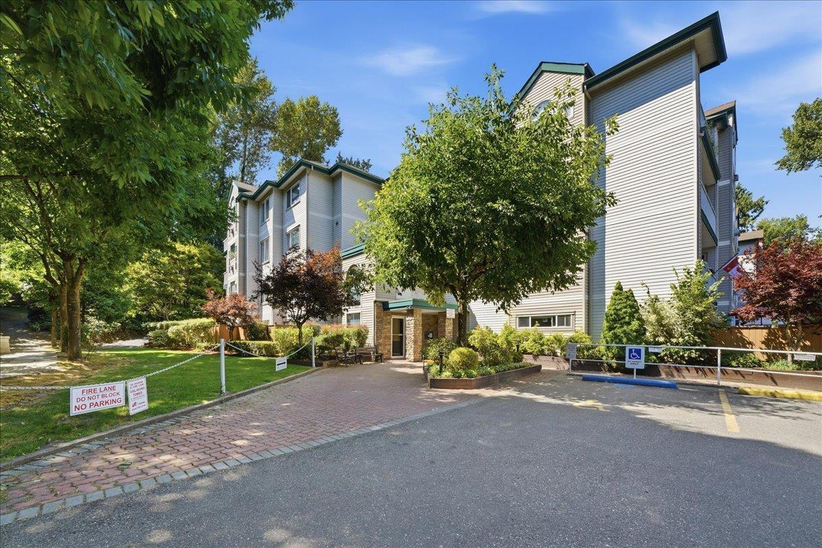 210 2963 NELSON PLACE Property Photo 1