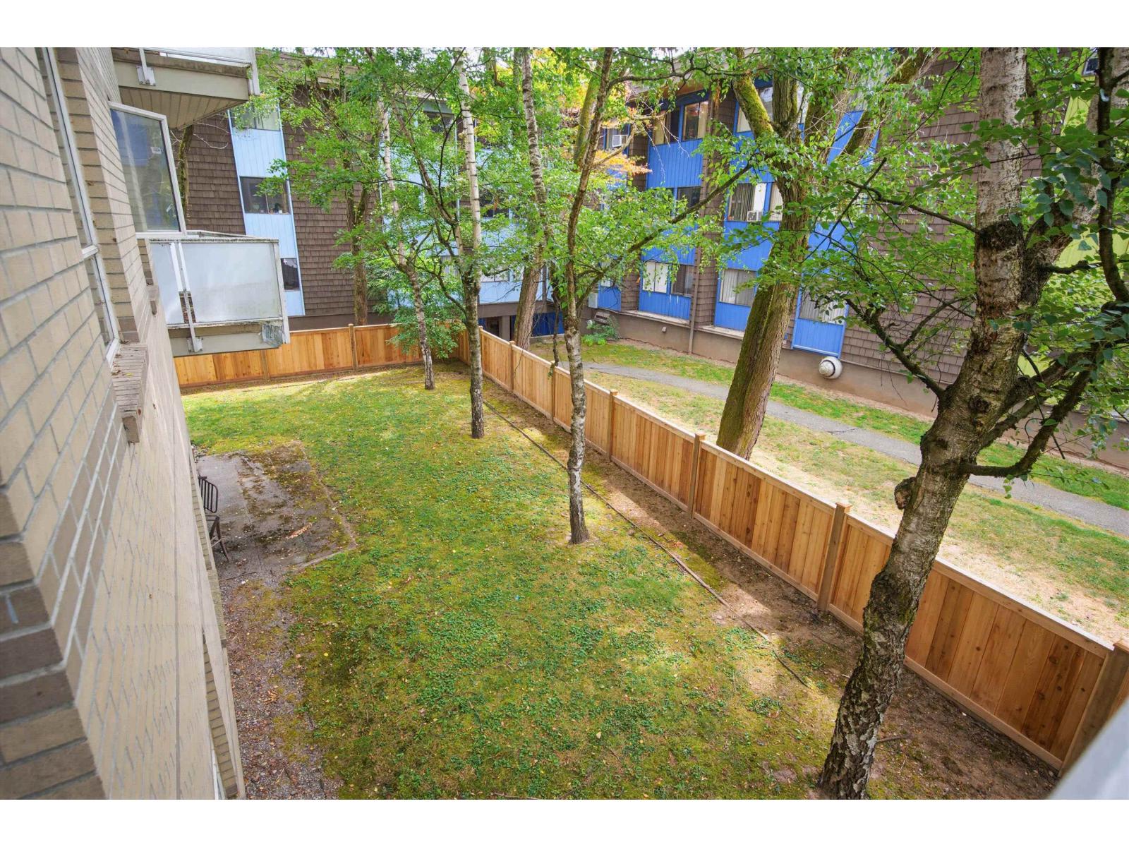 8 33682 Marshall Road Property Photo 15
