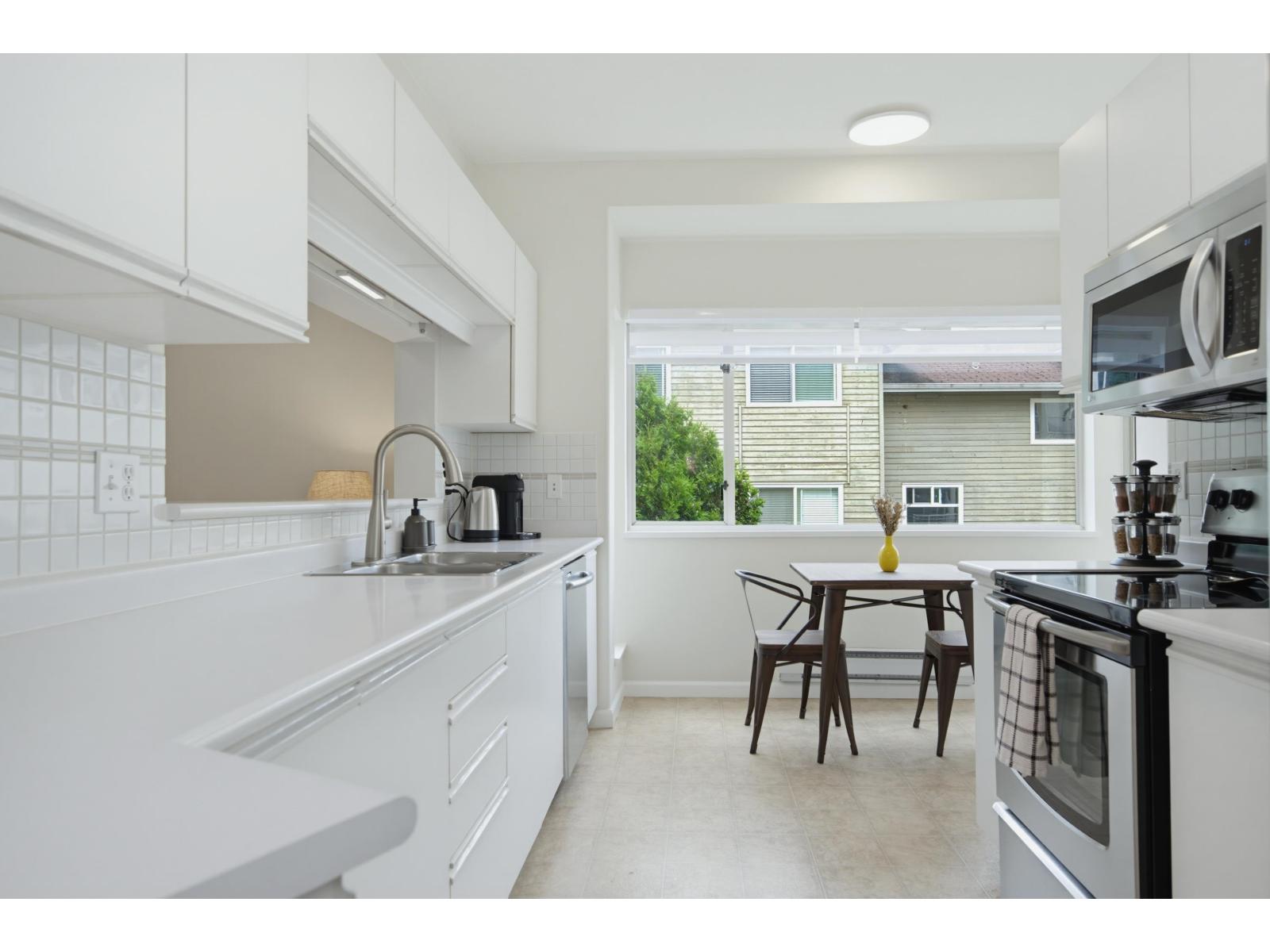 8 33682 Marshall Road Property Photo 16