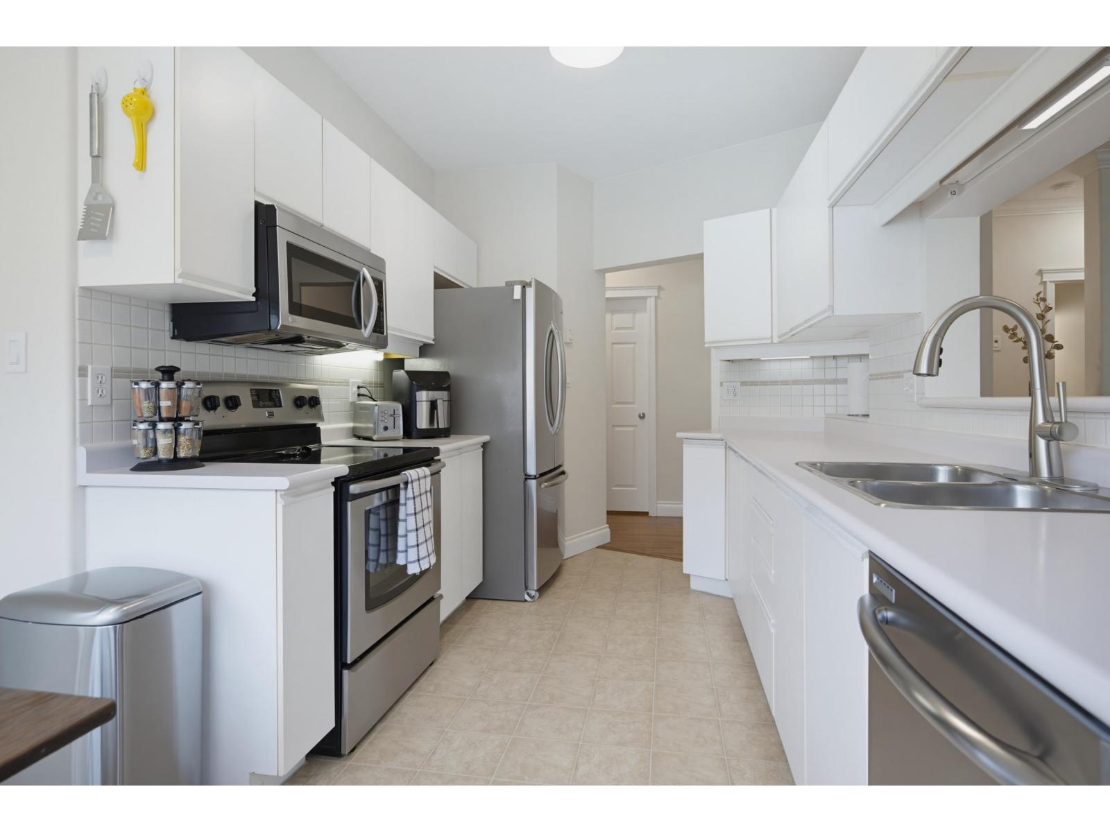 8 33682 Marshall Road Property Photo 17