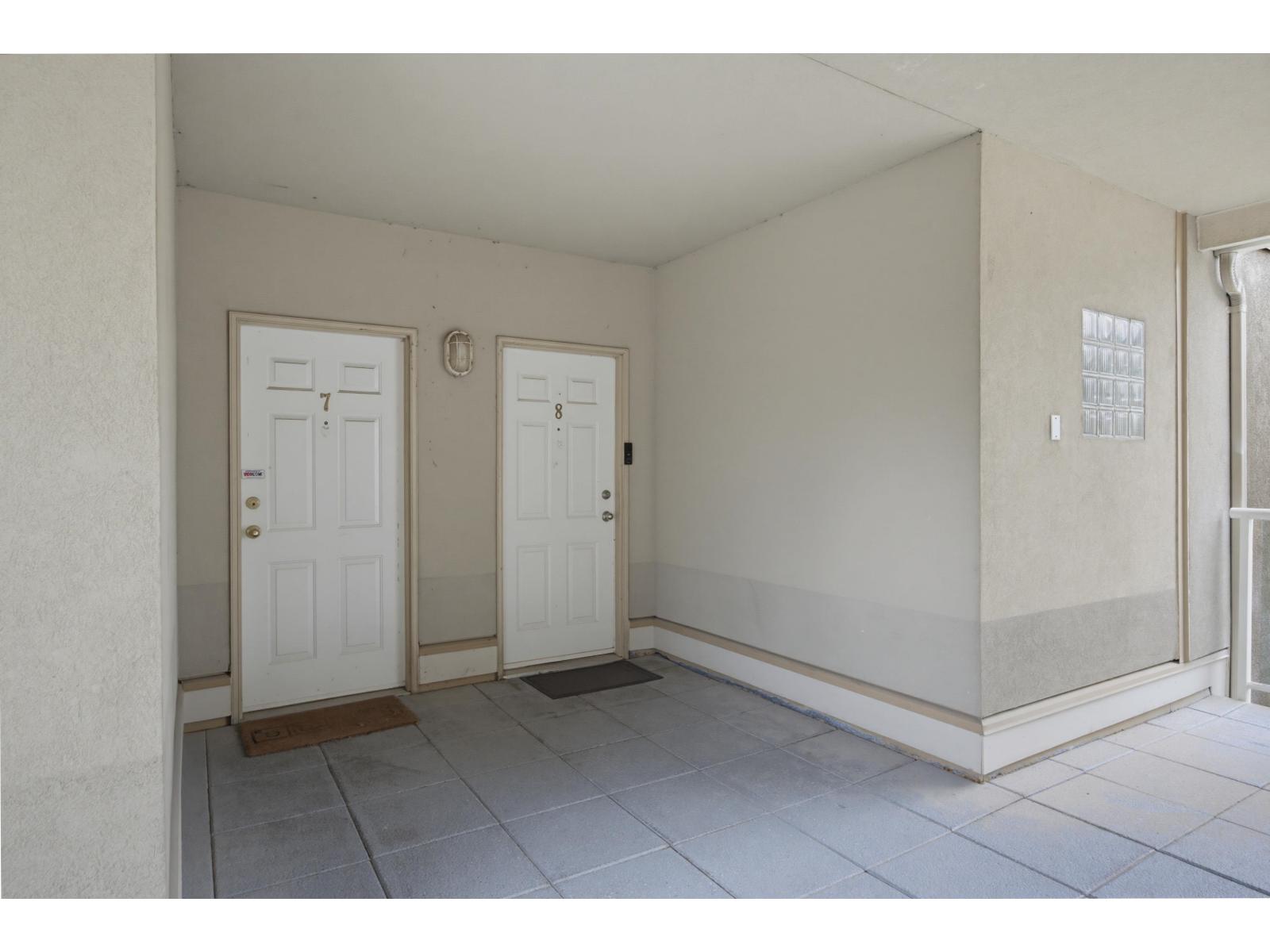 8 33682 Marshall Road Property Photo 29
