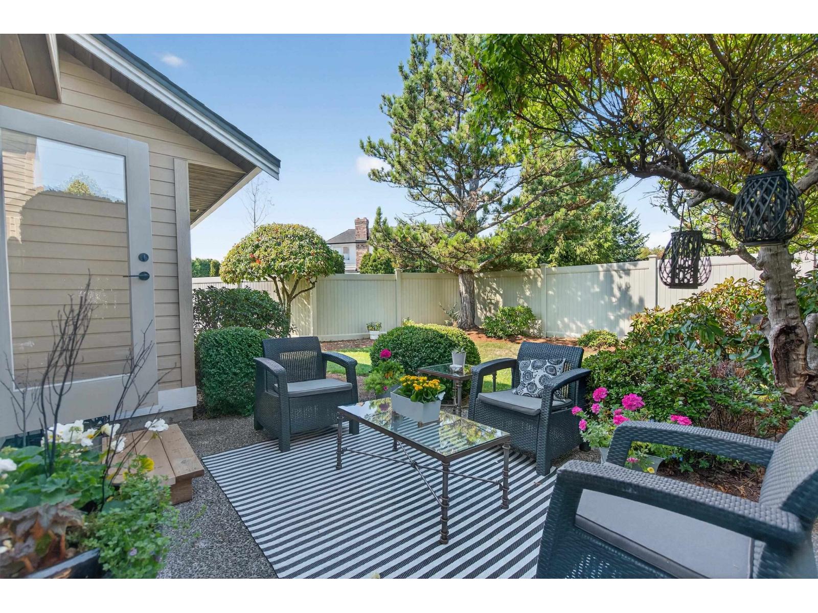 116 15121 19 Avenue Property Photo 2