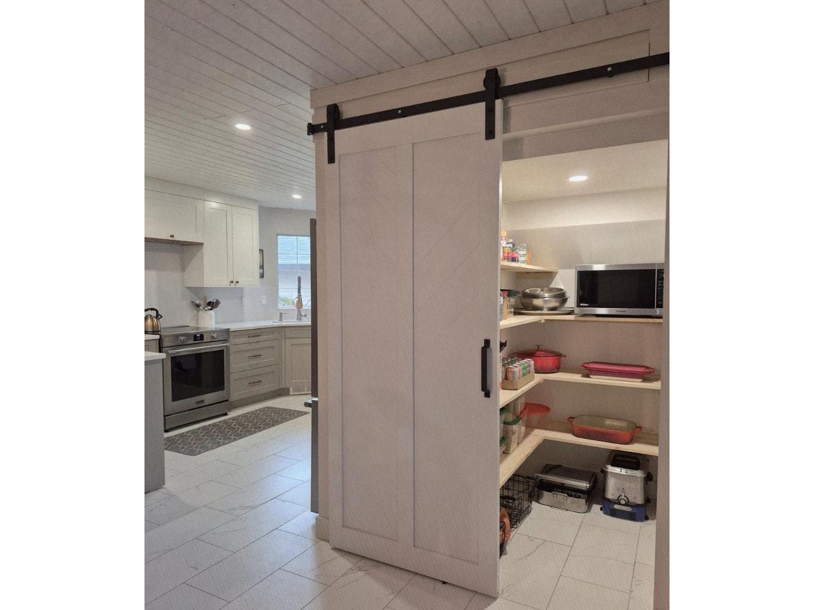 116 15121 19 Avenue Property Photo 17