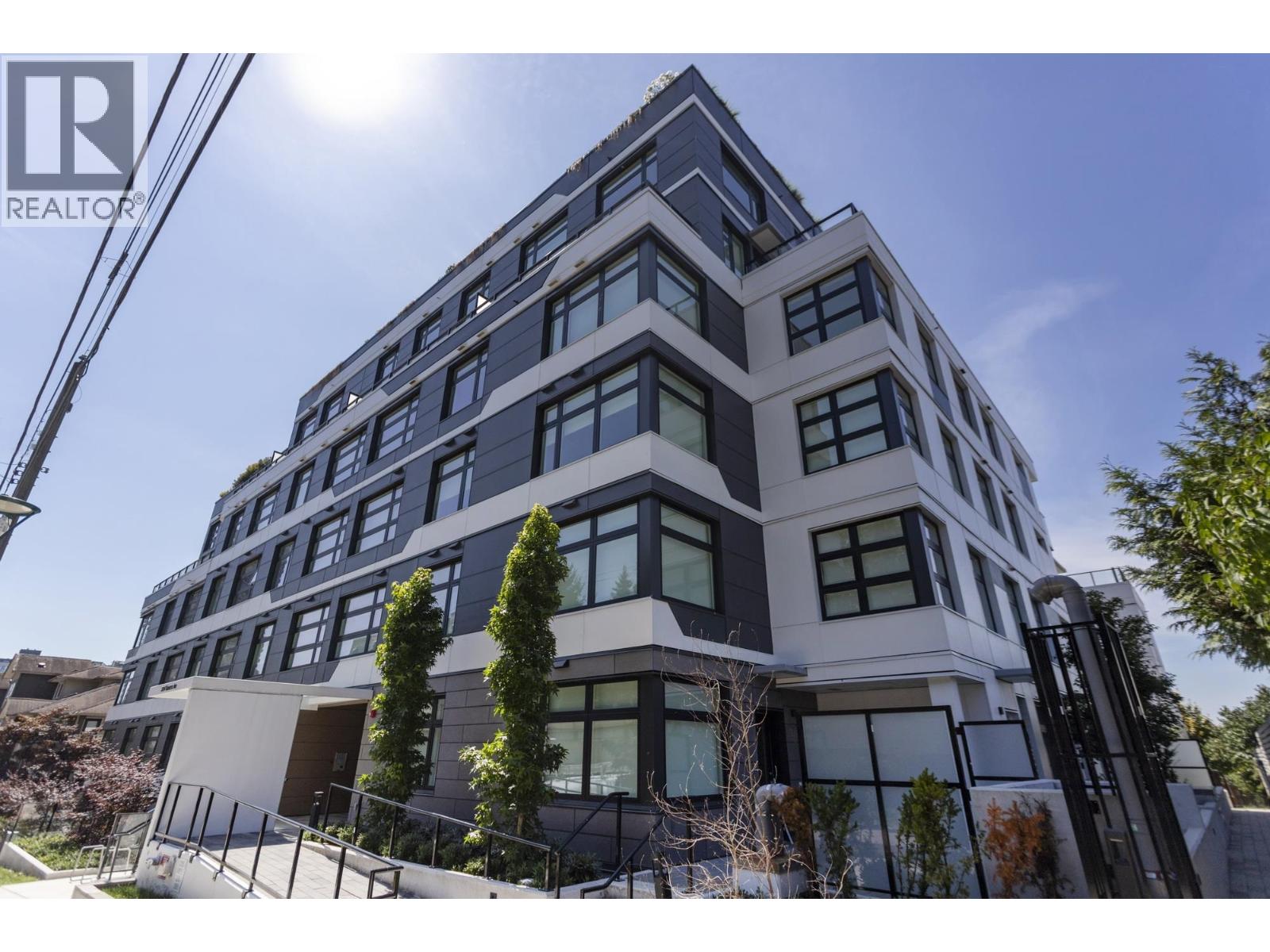 405 3264 VANNESS AVENUE Property Photo 1