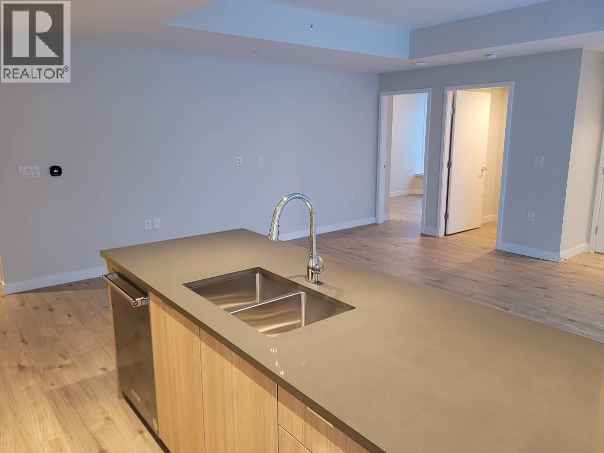 807 3430 E Kent Avenue South Property Photo 3