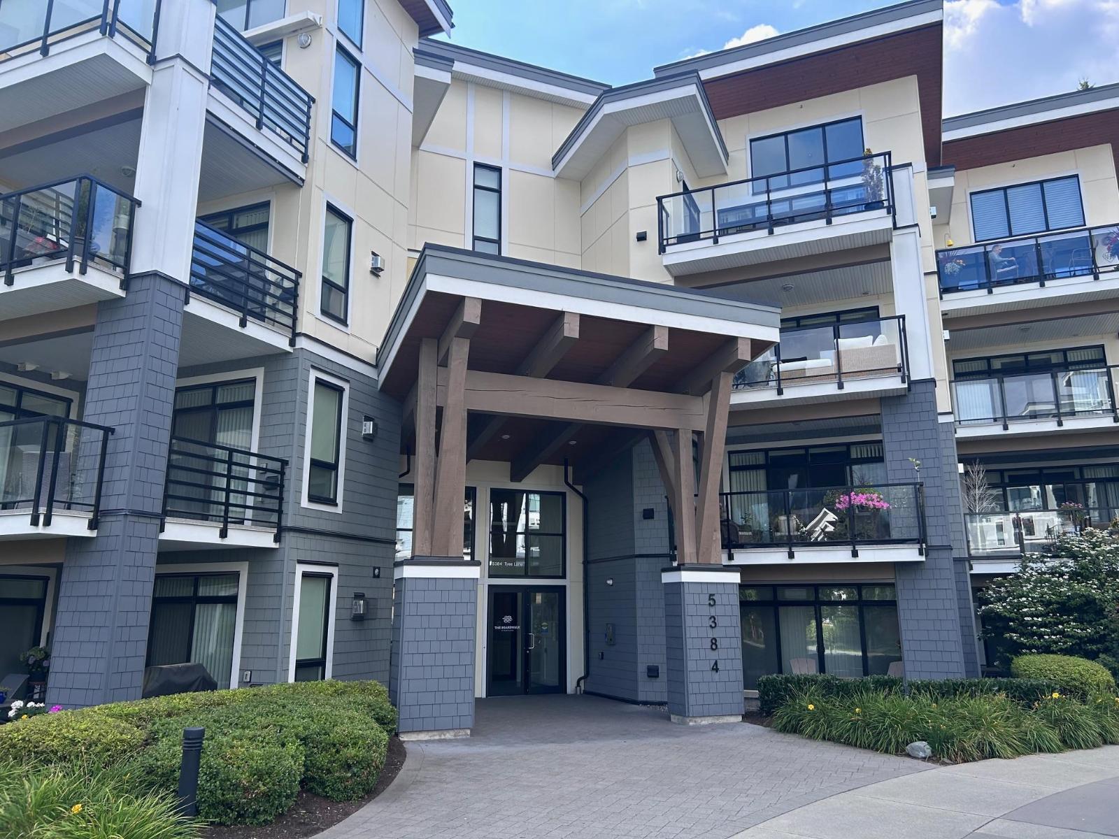5384 TYEE Lane #112