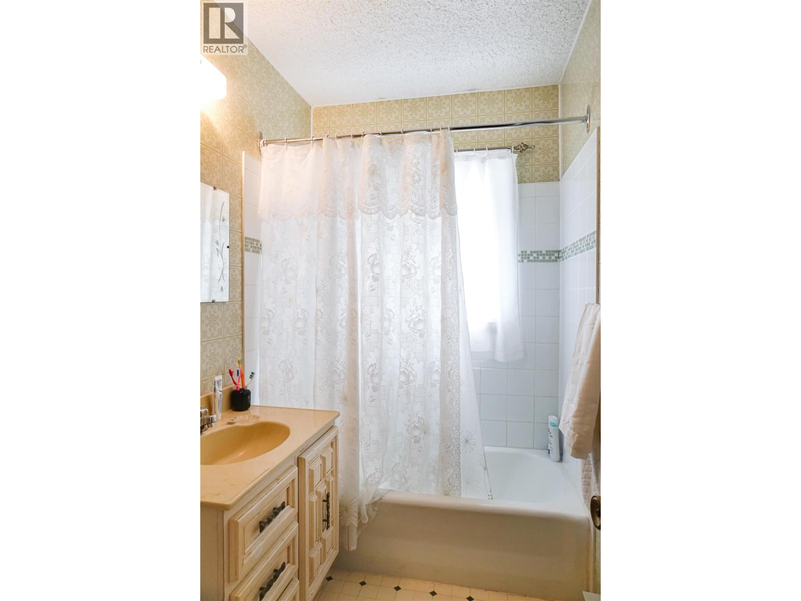 5 Grebe Street Property Photo 7