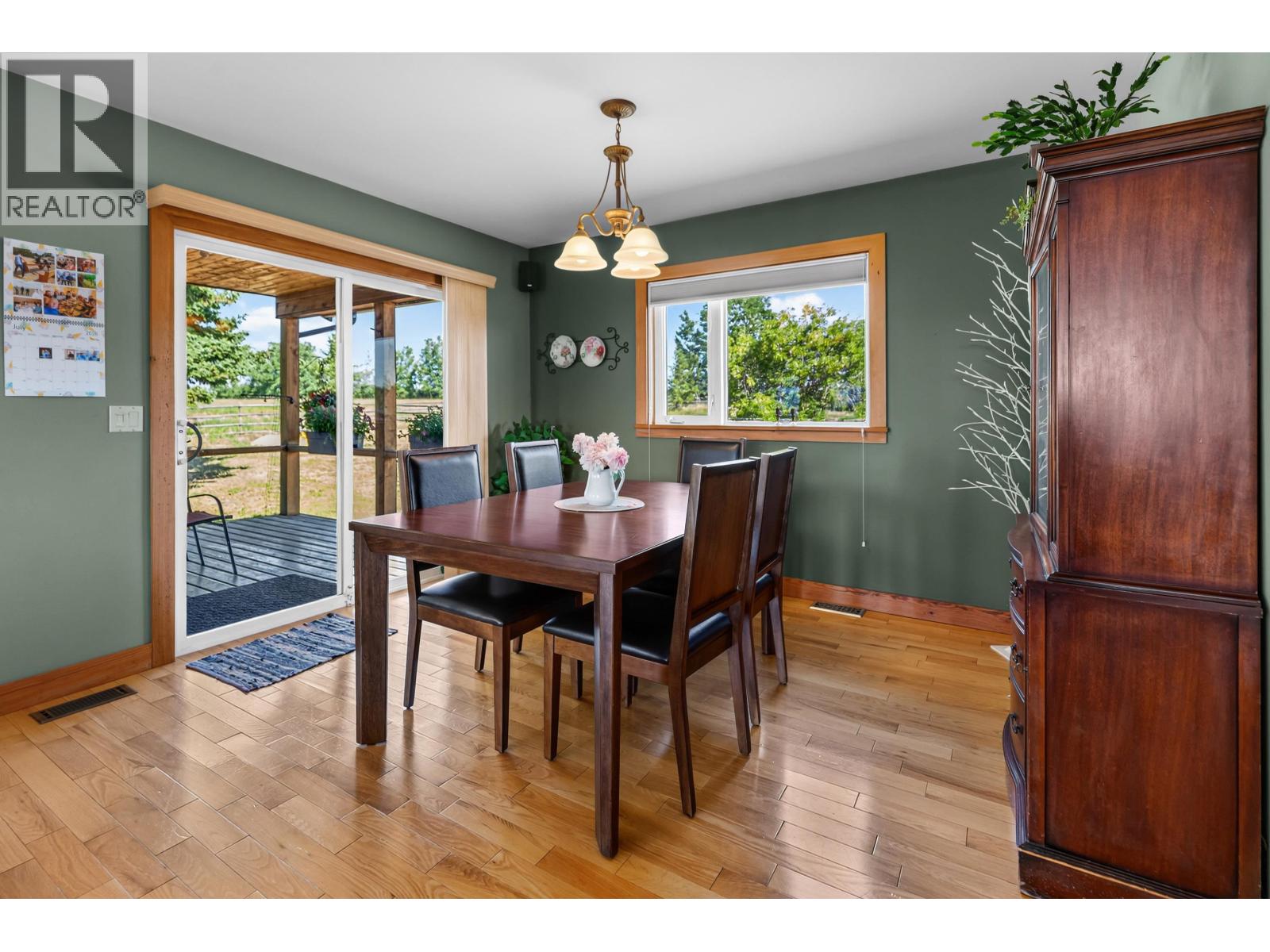 1036 Sackner Road Property Photo 8