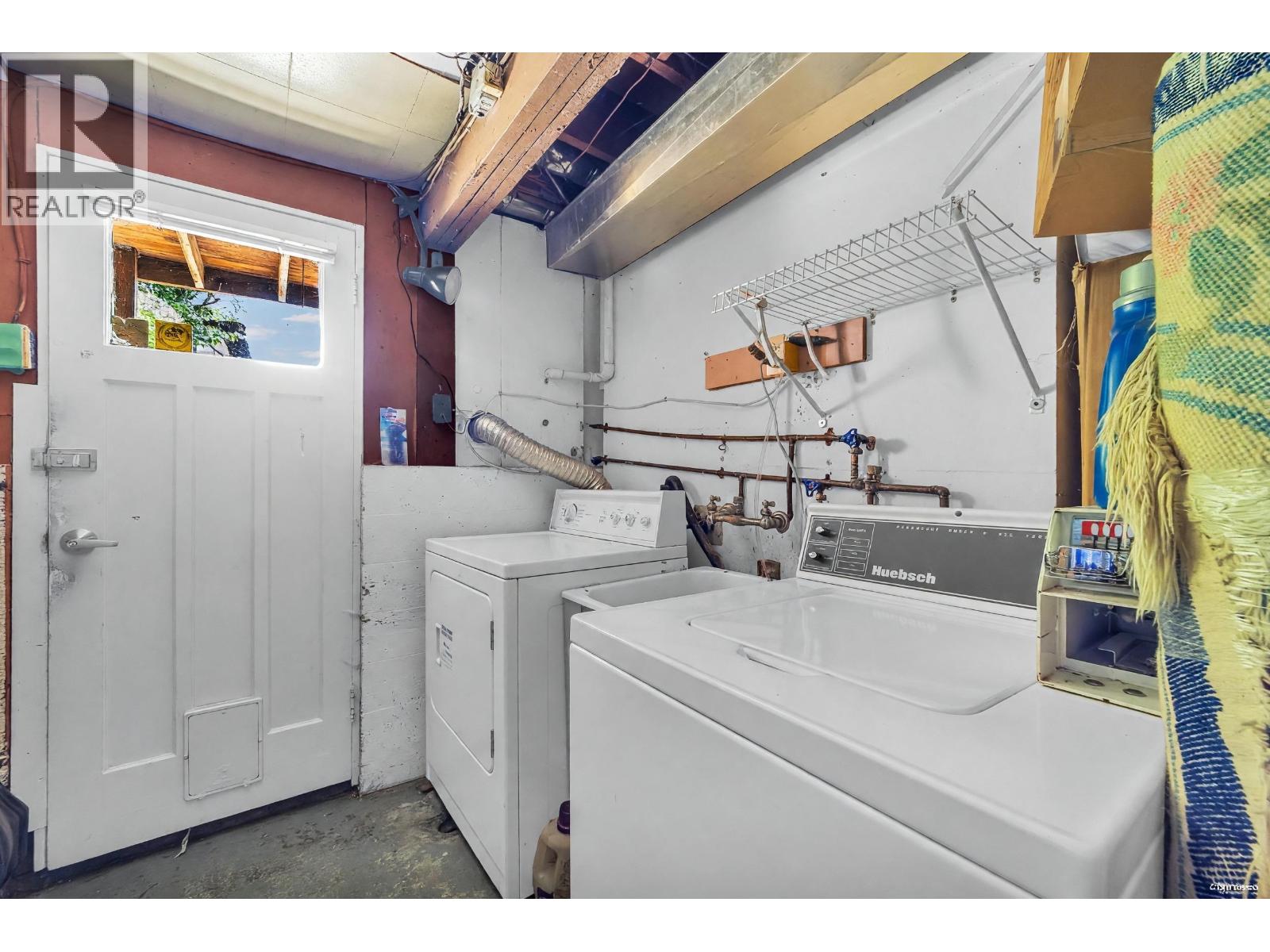 3822 Kincaid Street Property Photo 16
