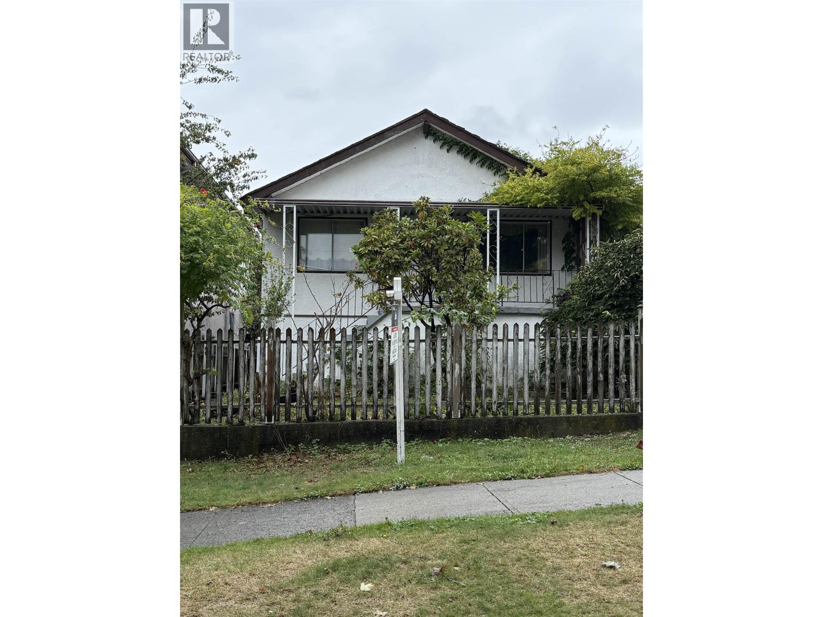 3409 E PENDER STREET Property Photo 1