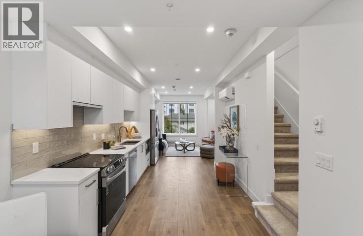 4 8977 Spires Road Property Photo 2