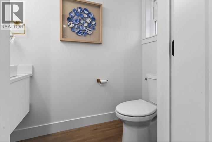 4 8977 Spires Road Property Photo 8