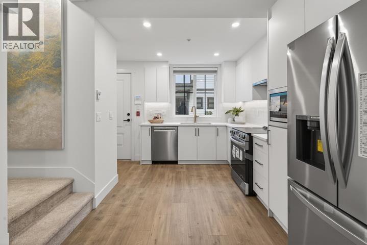 14 8977 Spires Road Property Photo 10