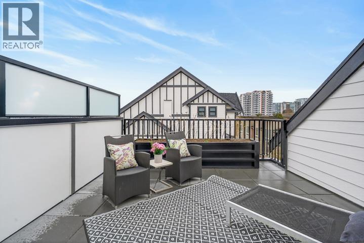 14 8977 Spires Road Property Photo 28