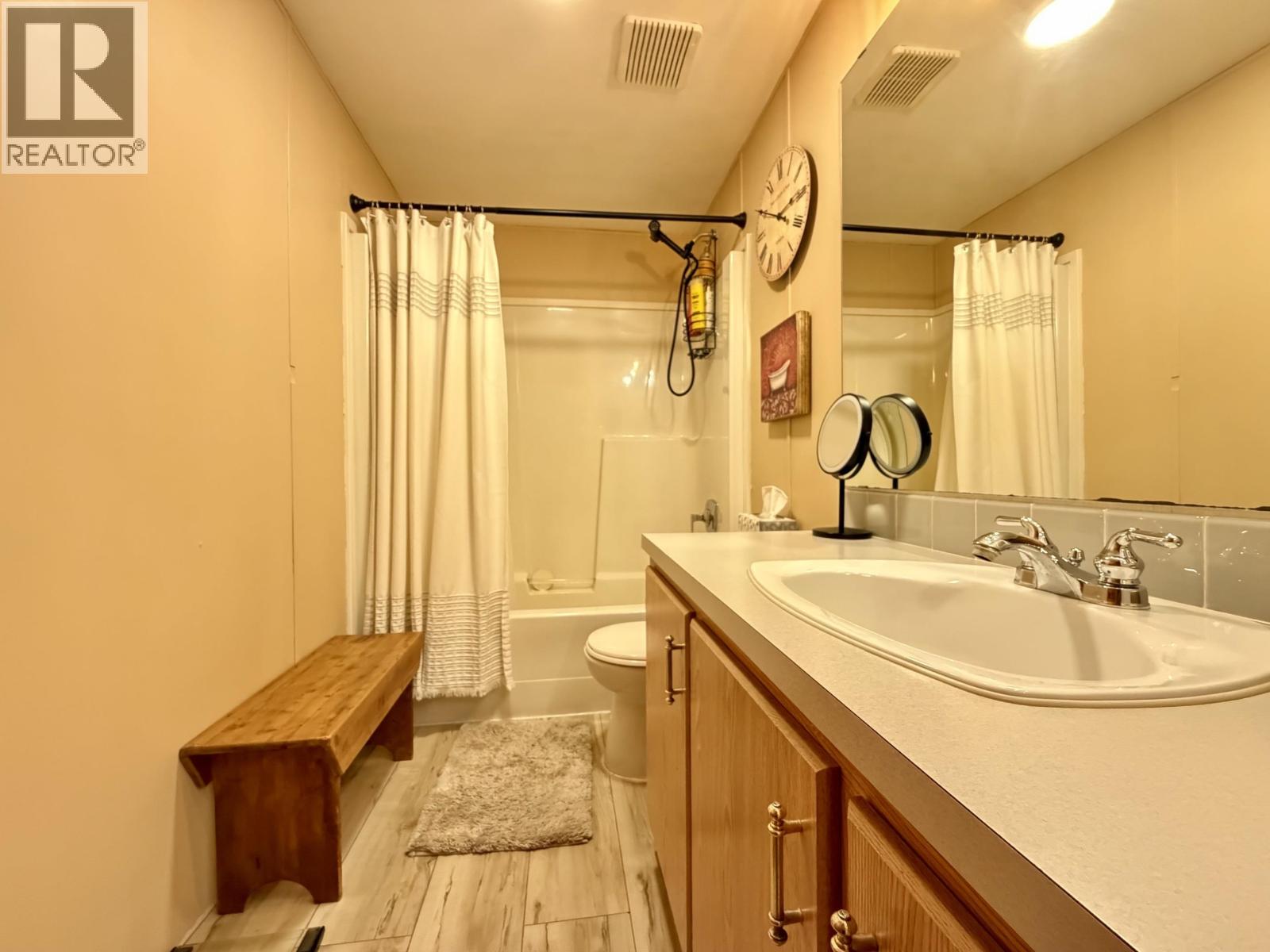 4004 Williams Crescent Property Photo 22