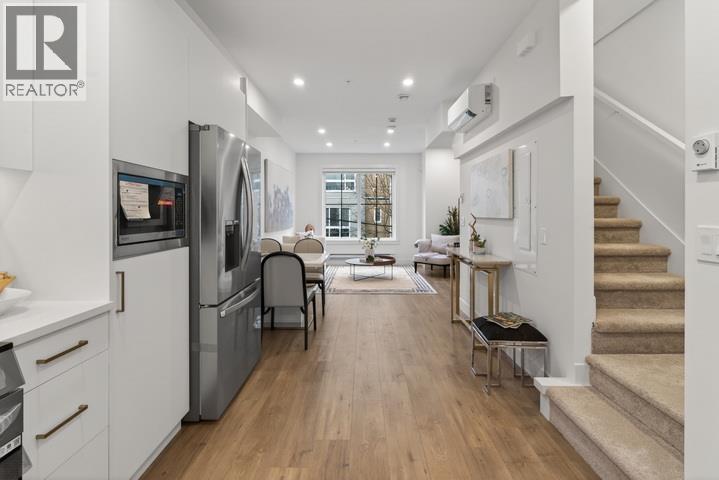 16 8977 Spires Road Property Photo 3