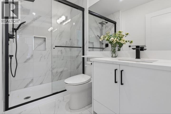 16 8977 Spires Road Property Photo 9