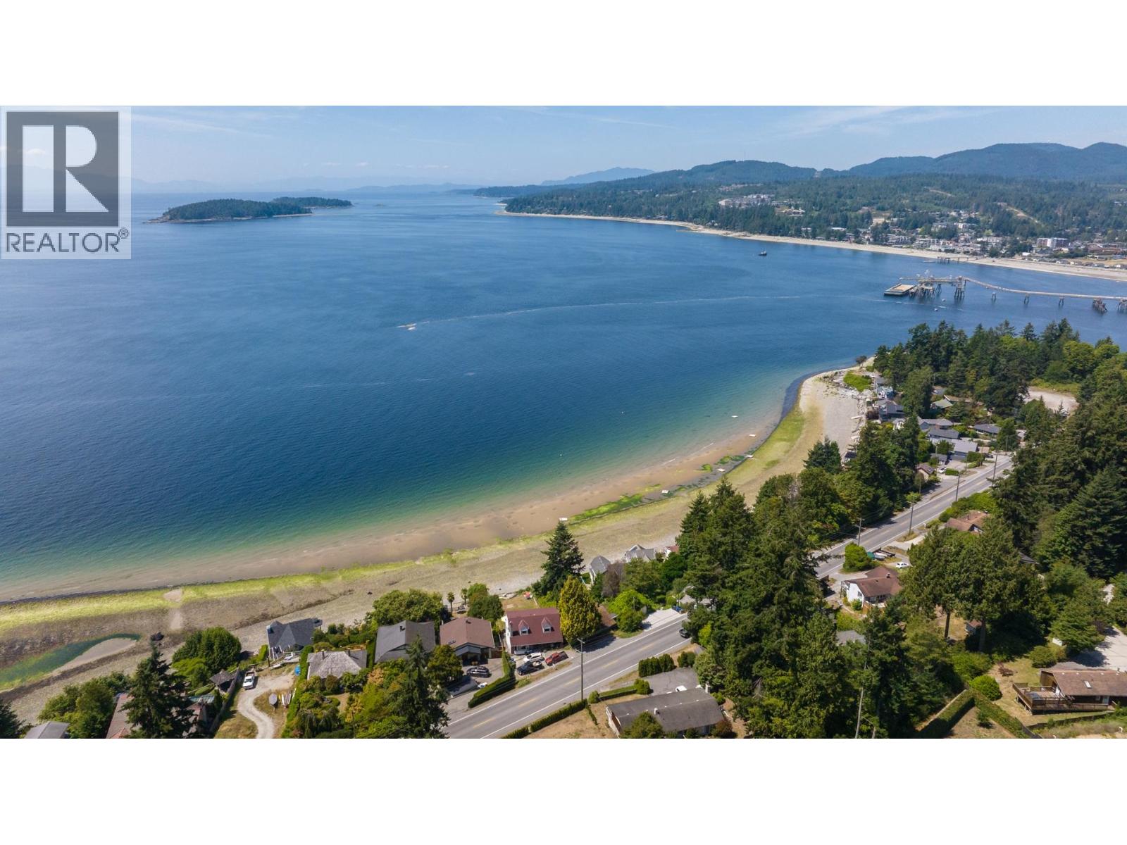 5223 Sunshine Coast Highway Property Photo 4