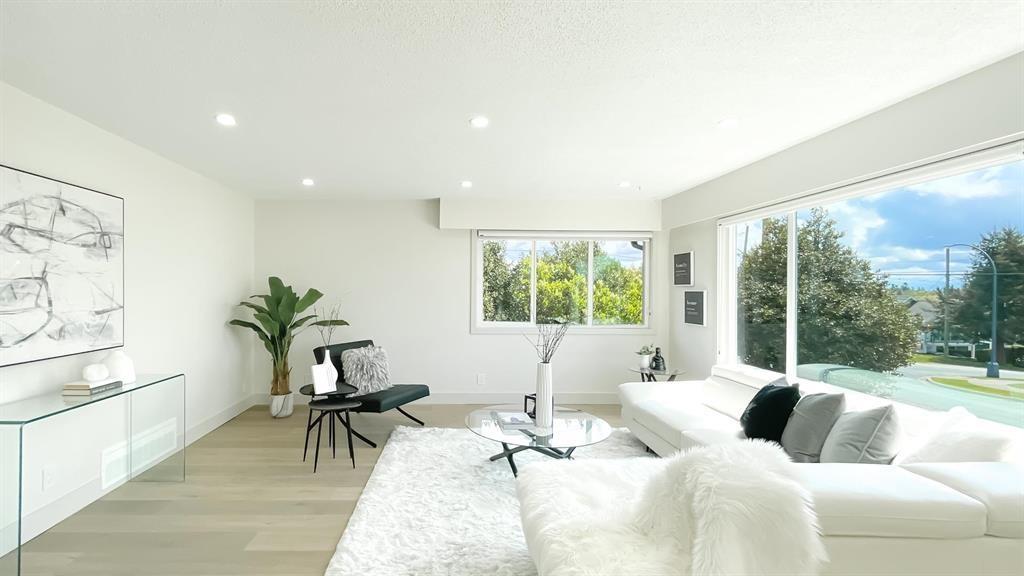 15891 Pacific Avenue Property Photo 2