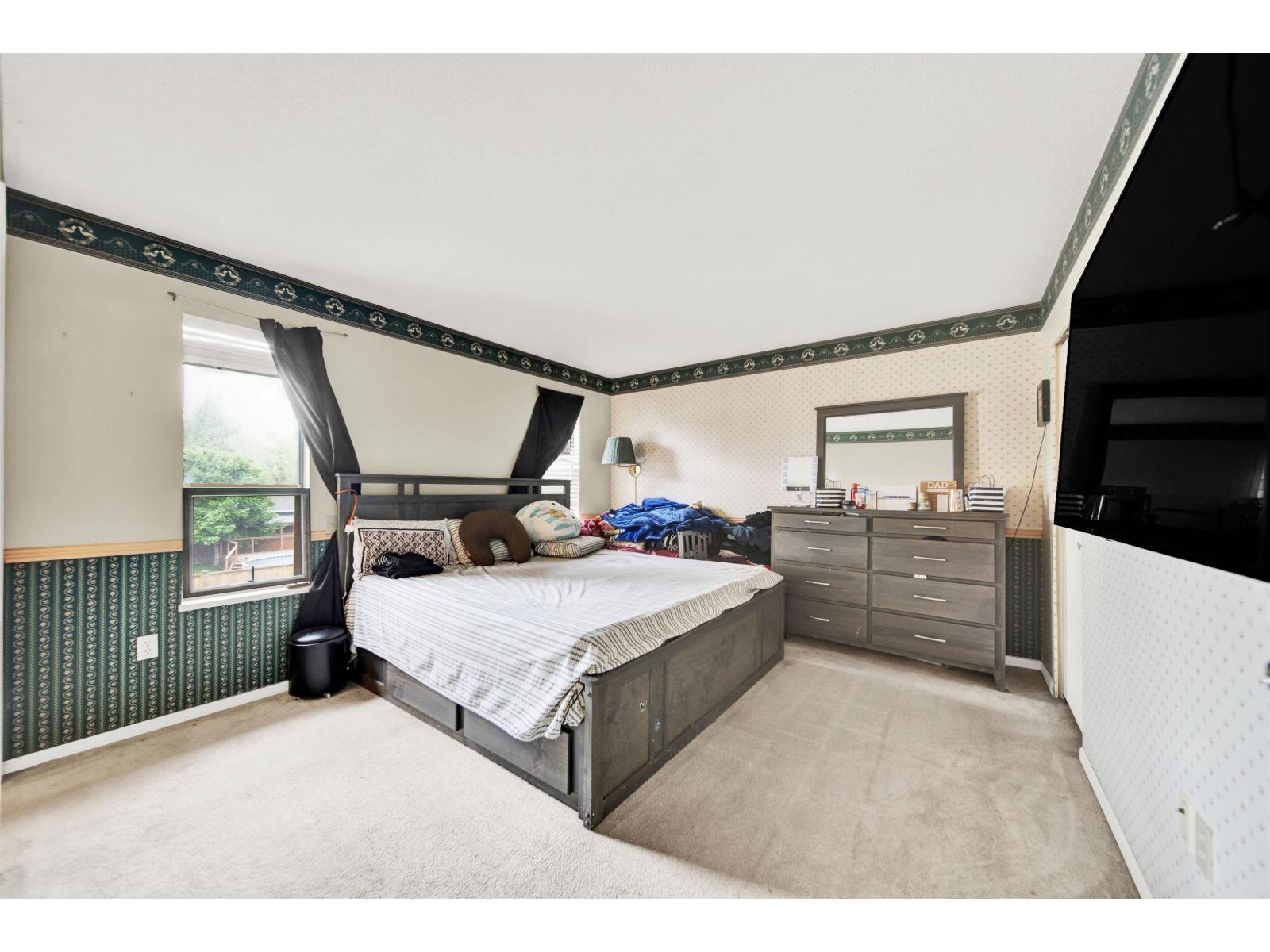27191 28a Avenue Property Photo 10