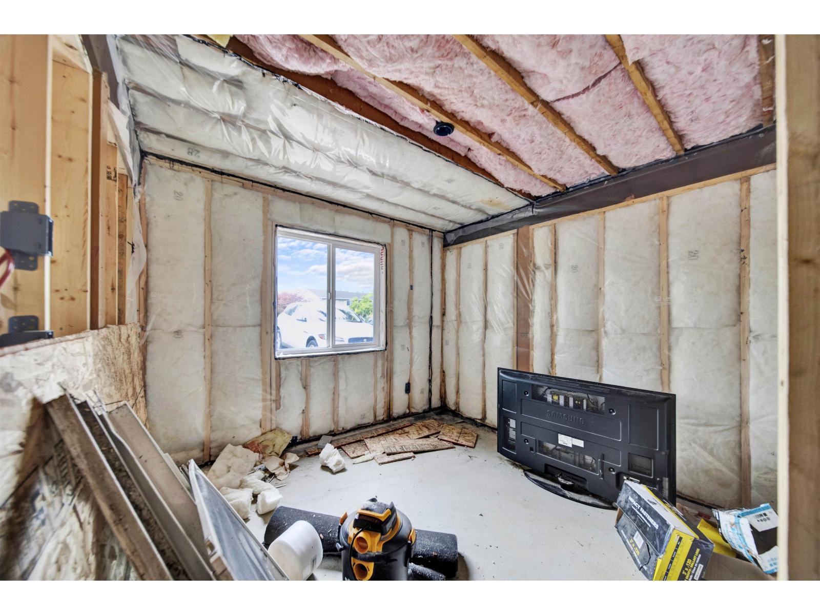 27191 28a Avenue Property Photo 28