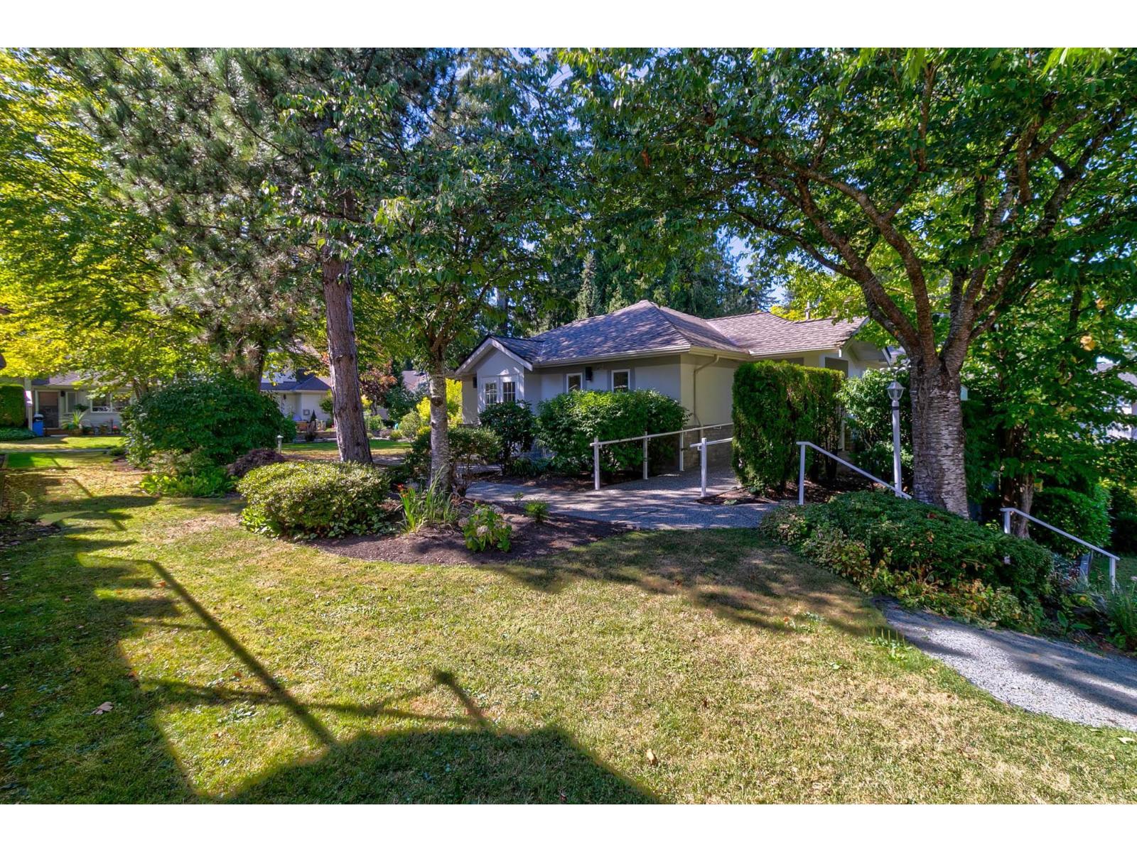24 15099 28 Avenue Property Photo 32