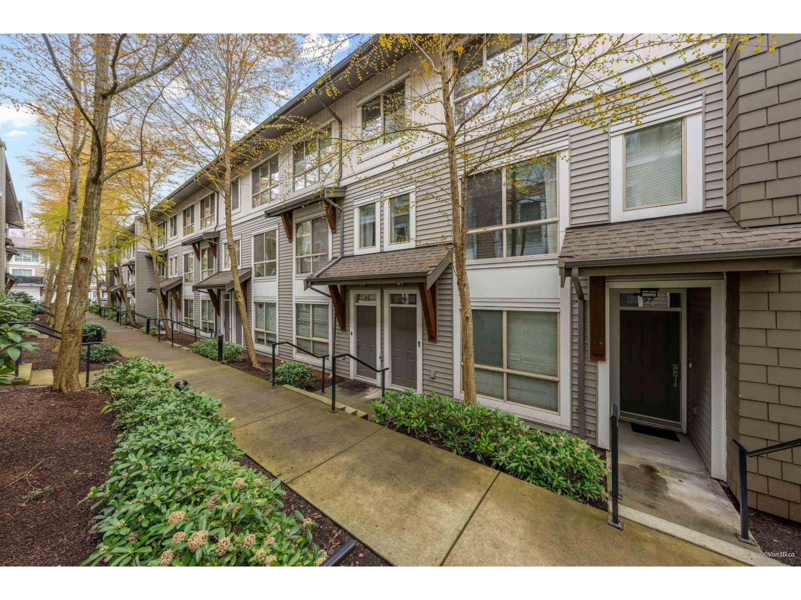 96 6671 121 Street Property Photo 2
