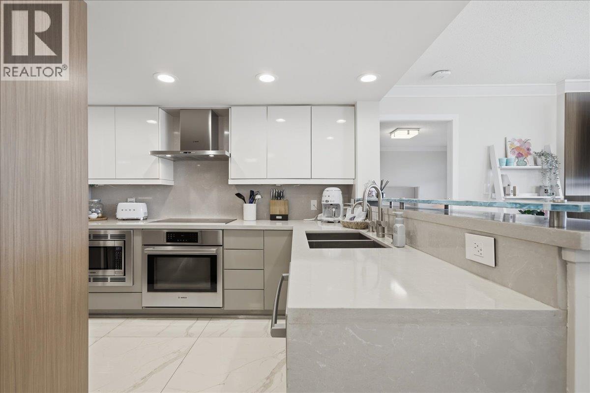 2301 288 Ungless Way Property Photo 5