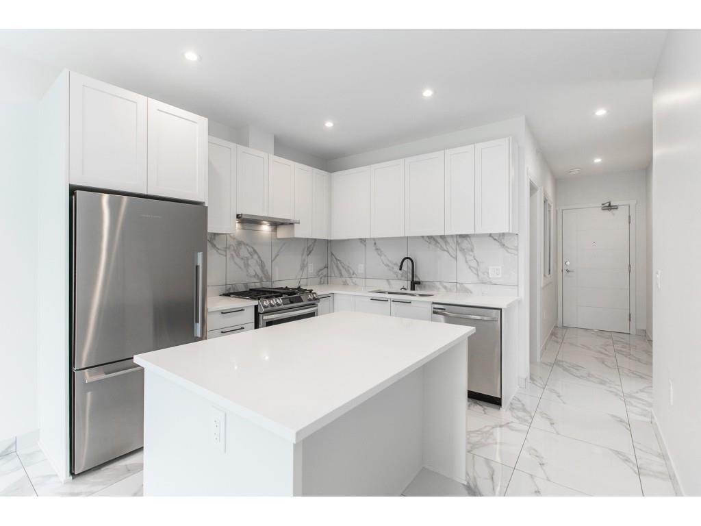 109 5415 Brydon Crescent Property Photo 2