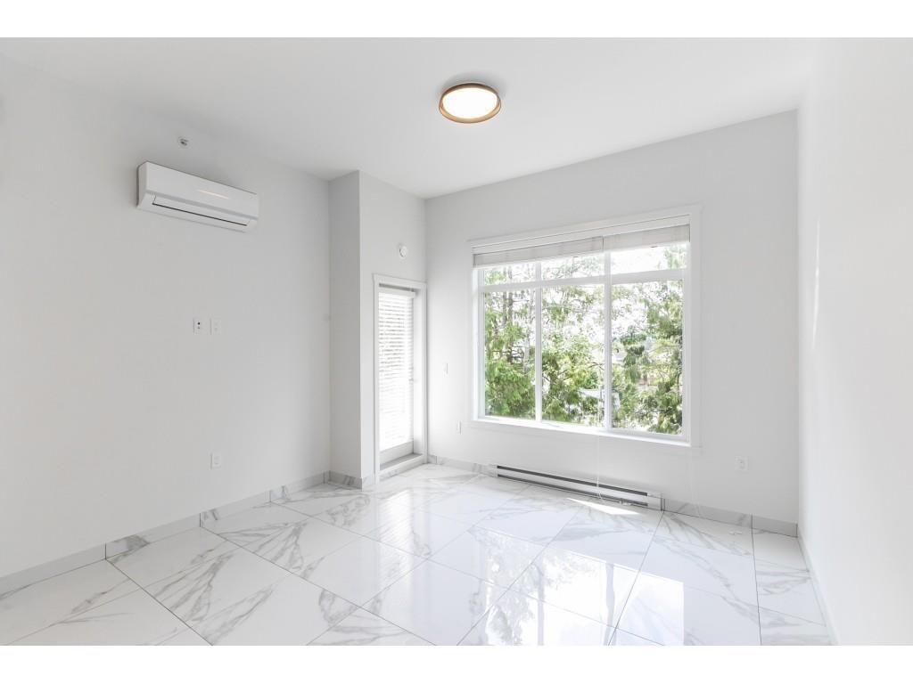109 5415 Brydon Crescent Property Photo 6
