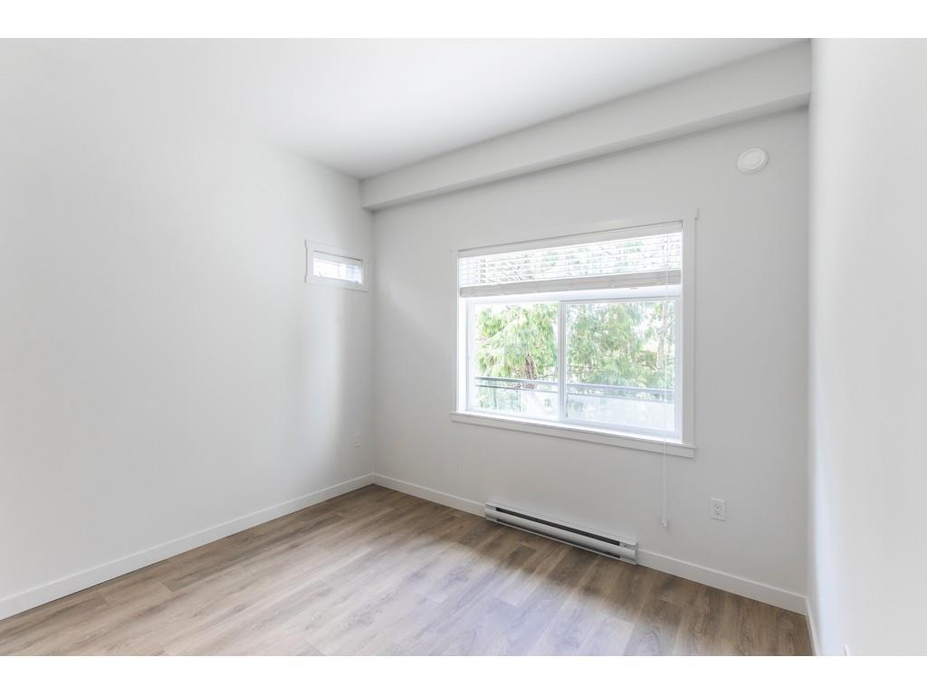 109 5415 Brydon Crescent Property Photo 8