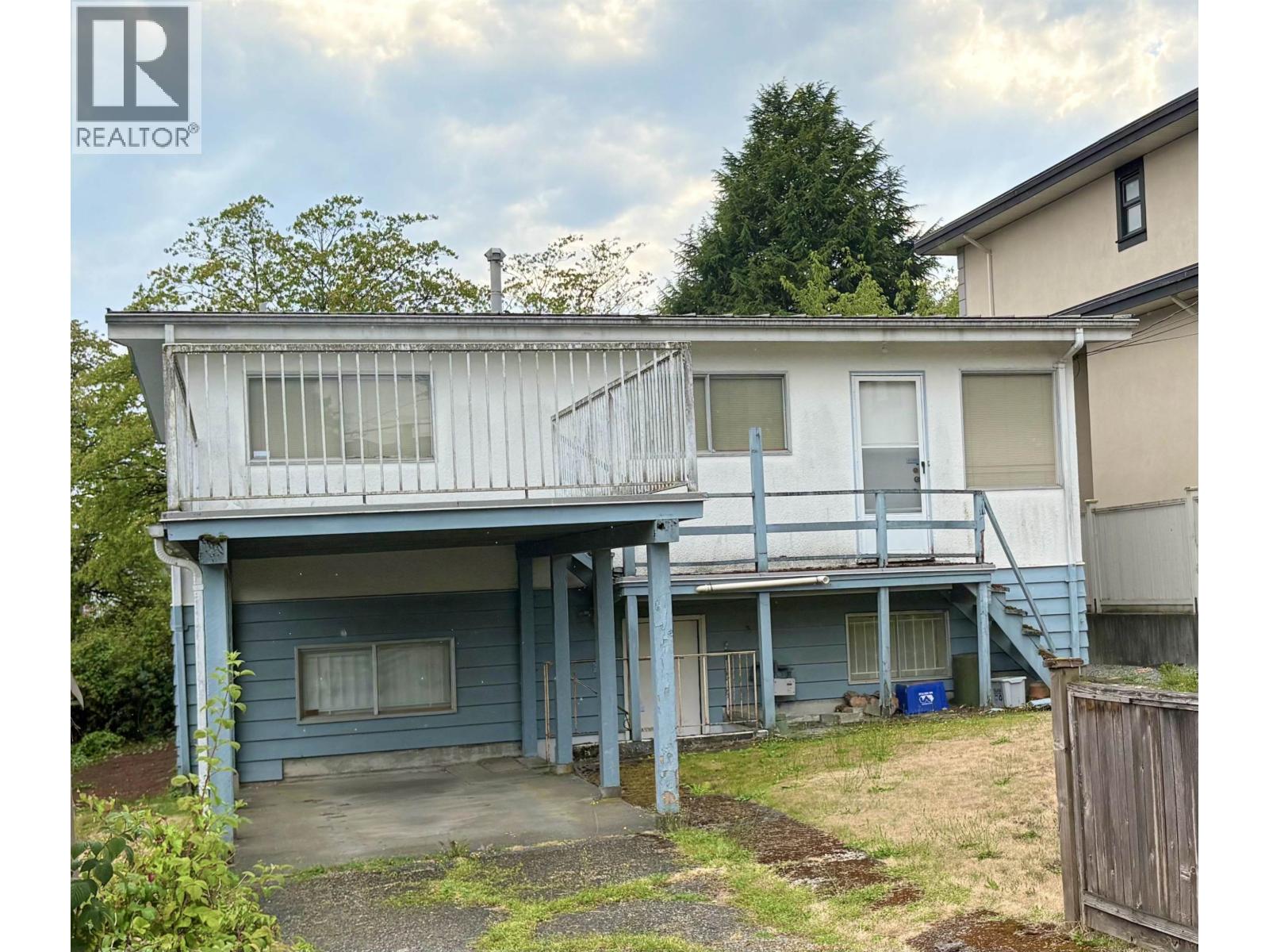 2635 Bobolink Avenue Property Photo 2