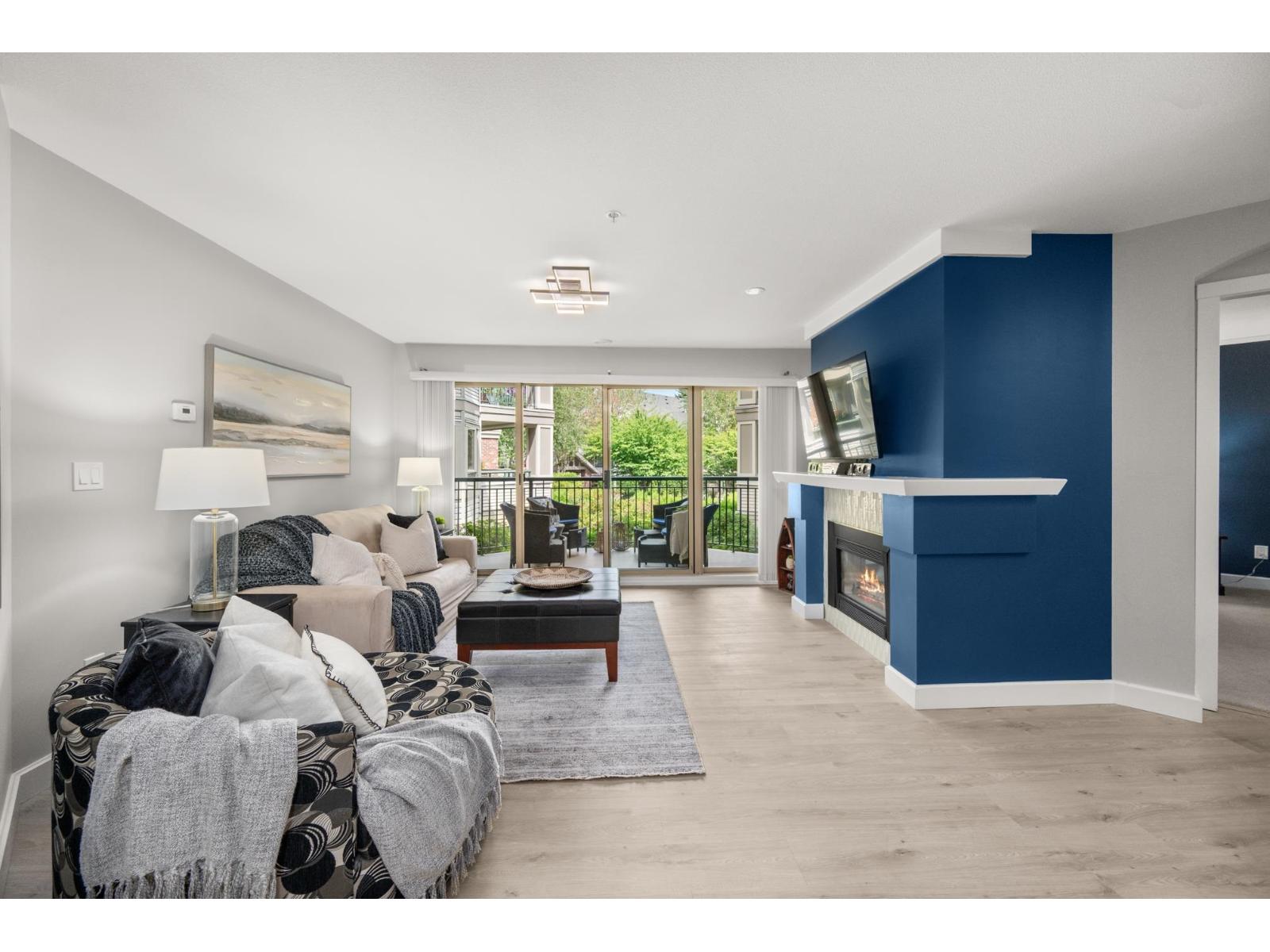 202 22015 48 Avenue Property Photo 12