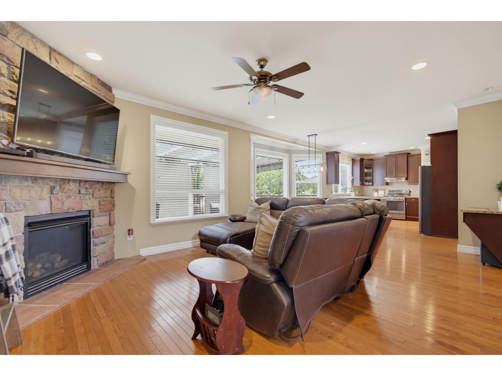 35480 Mckinley Drive Property Photo 4