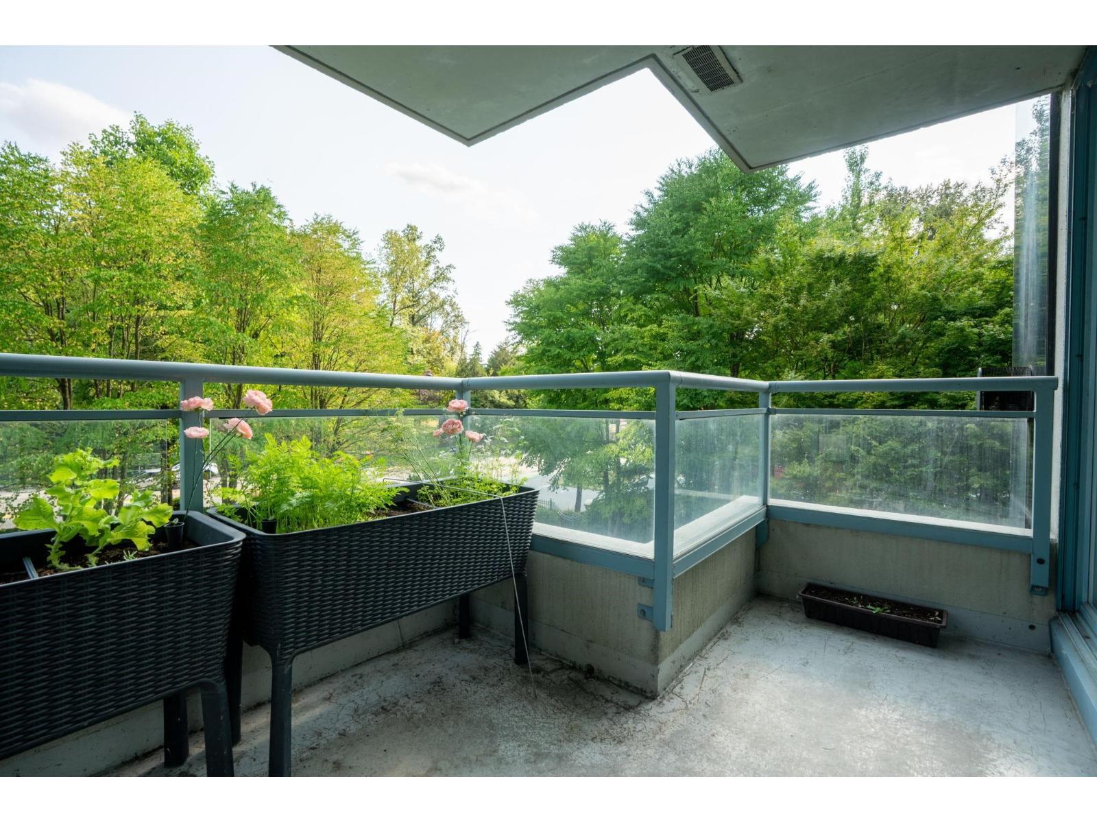 203 13353 108 Avenue Property Photo 16