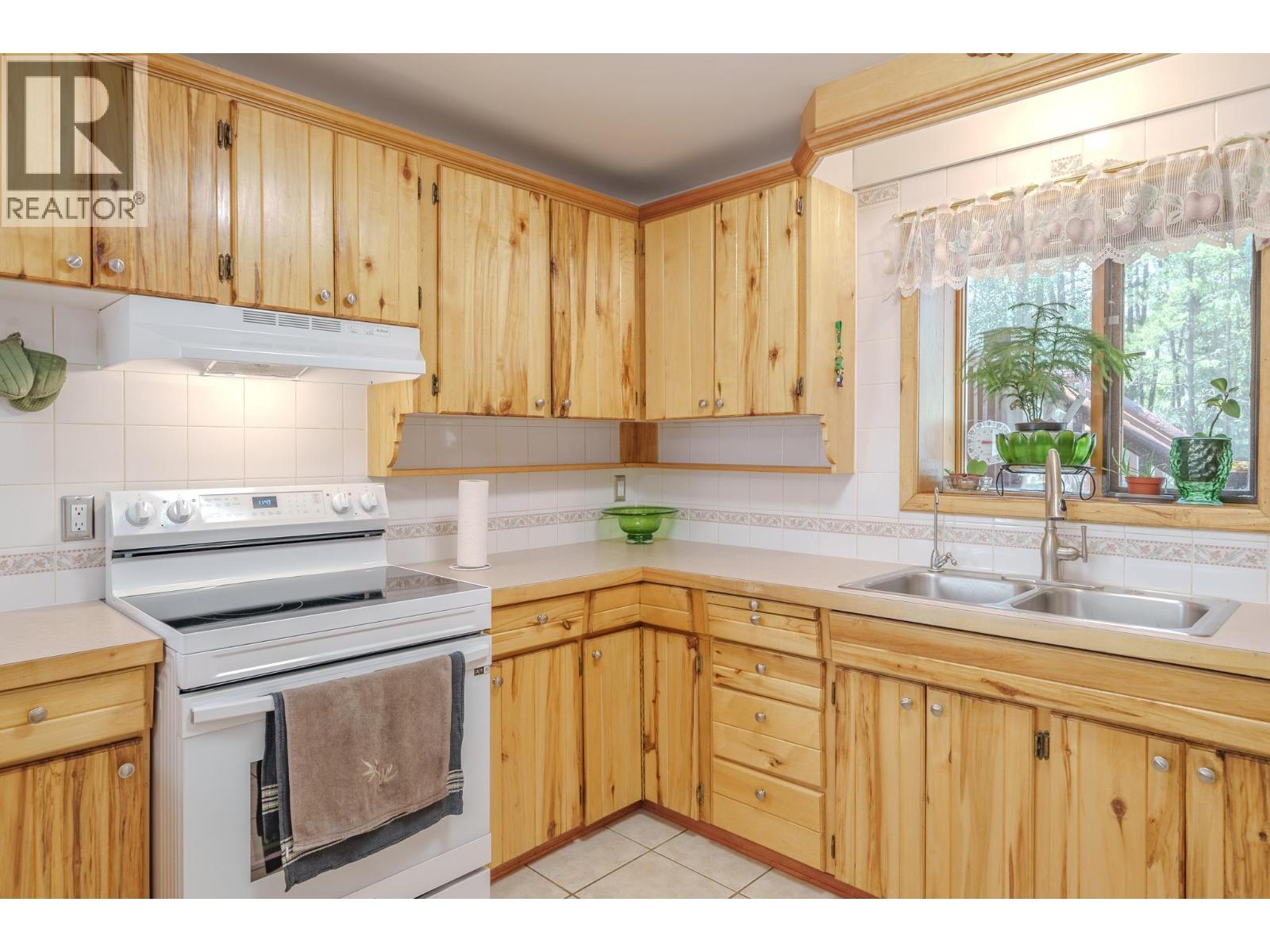 5406 Park Drive Property Photo 12