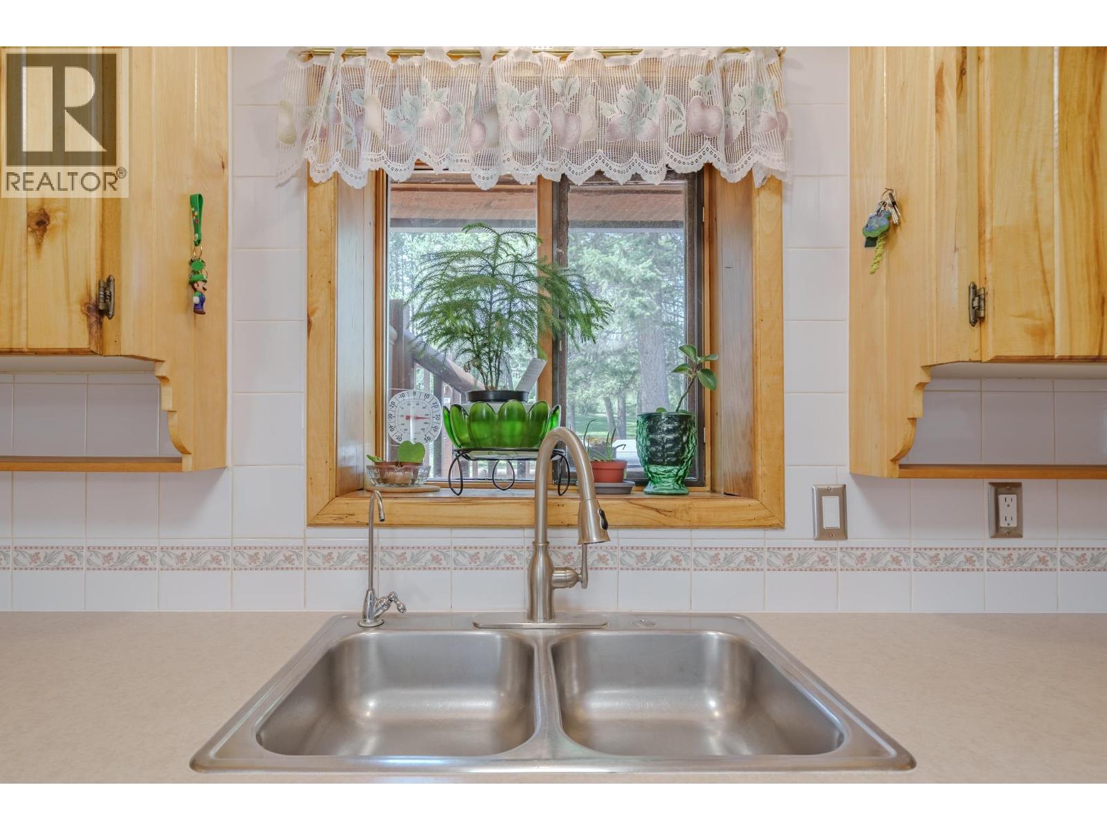 5406 Park Drive Property Photo 13