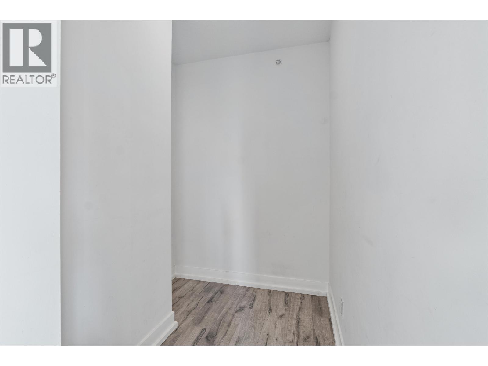 302 4808 Hazel Street Property Photo 19