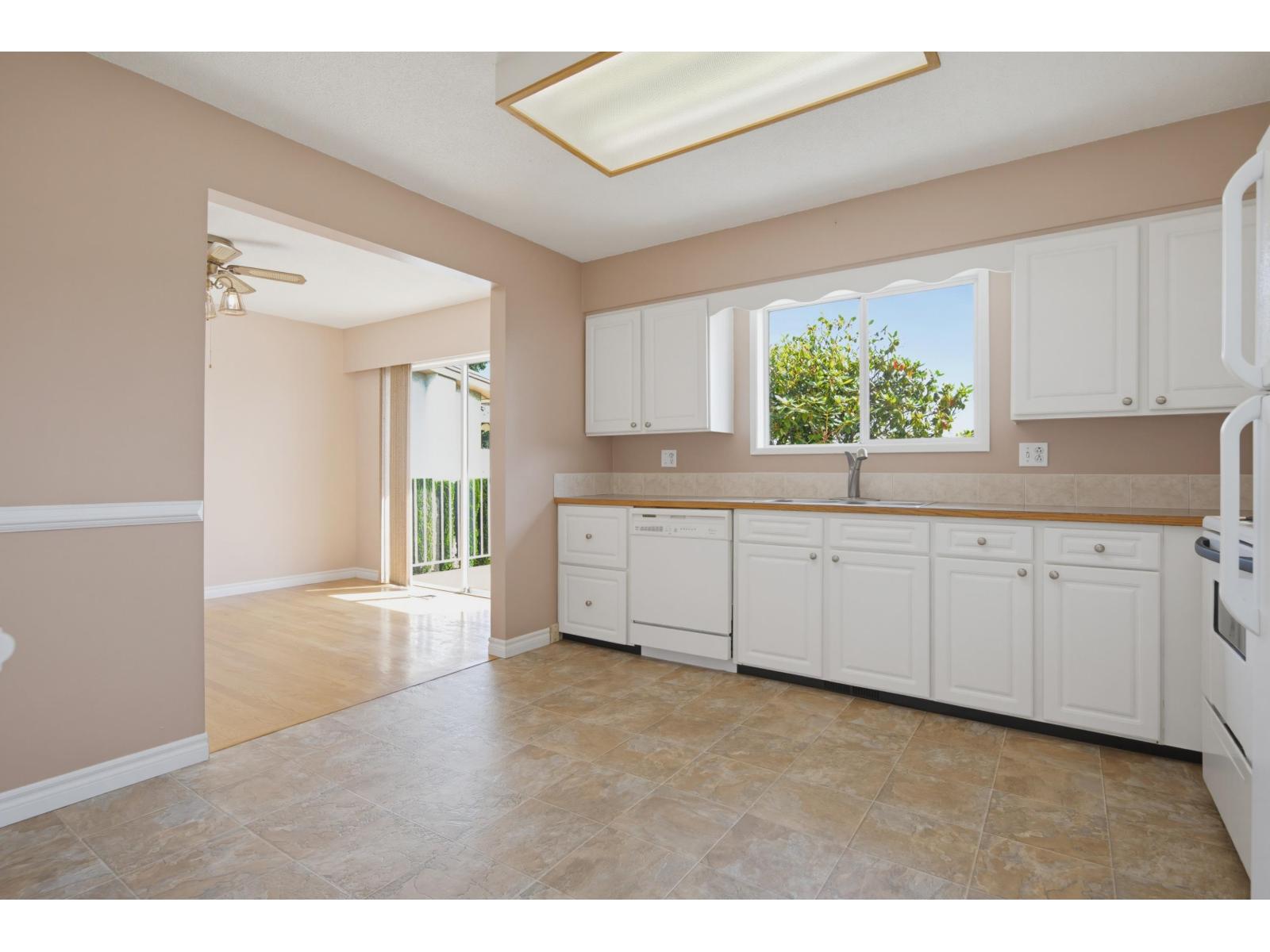 32659 Willingdon Crescent Property Photo 14