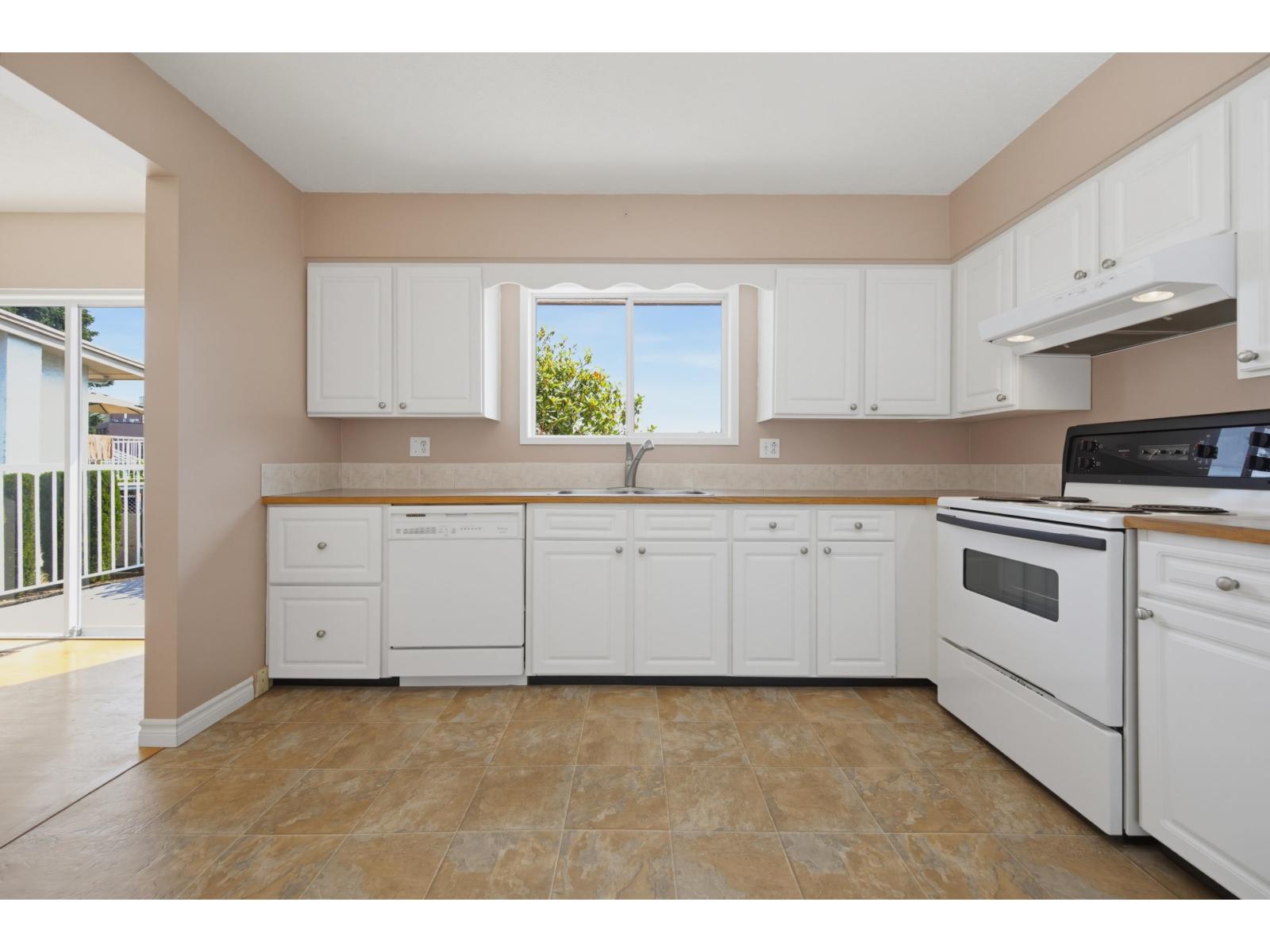 32659 Willingdon Crescent Property Photo 15