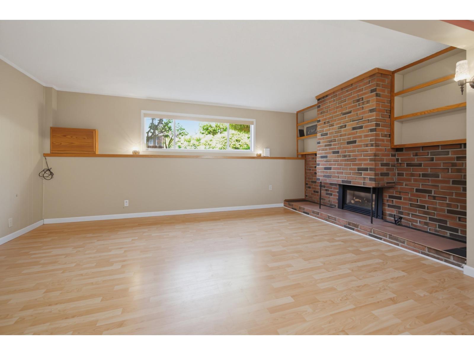 32659 Willingdon Crescent Property Photo 27