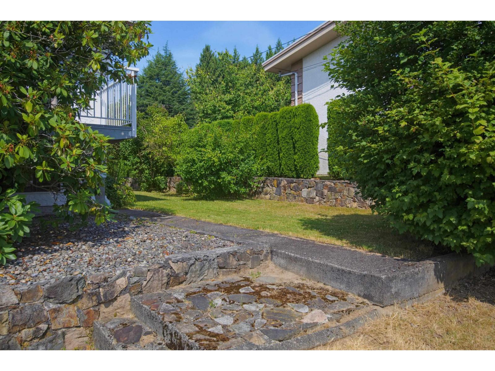 32659 Willingdon Crescent Property Photo 36
